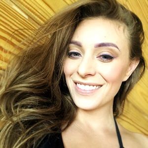 Meet your Posher, Rae